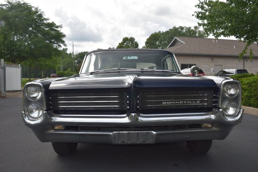 1964 PONTIAC BONNEVILLE