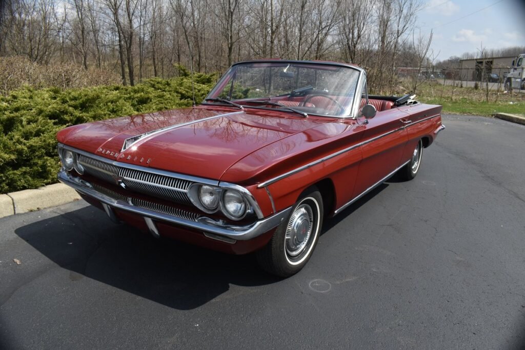 1962 OLDSMOBILE CUTLASS F-85