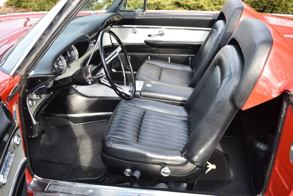 1962 FORD THUNDERBIRD
