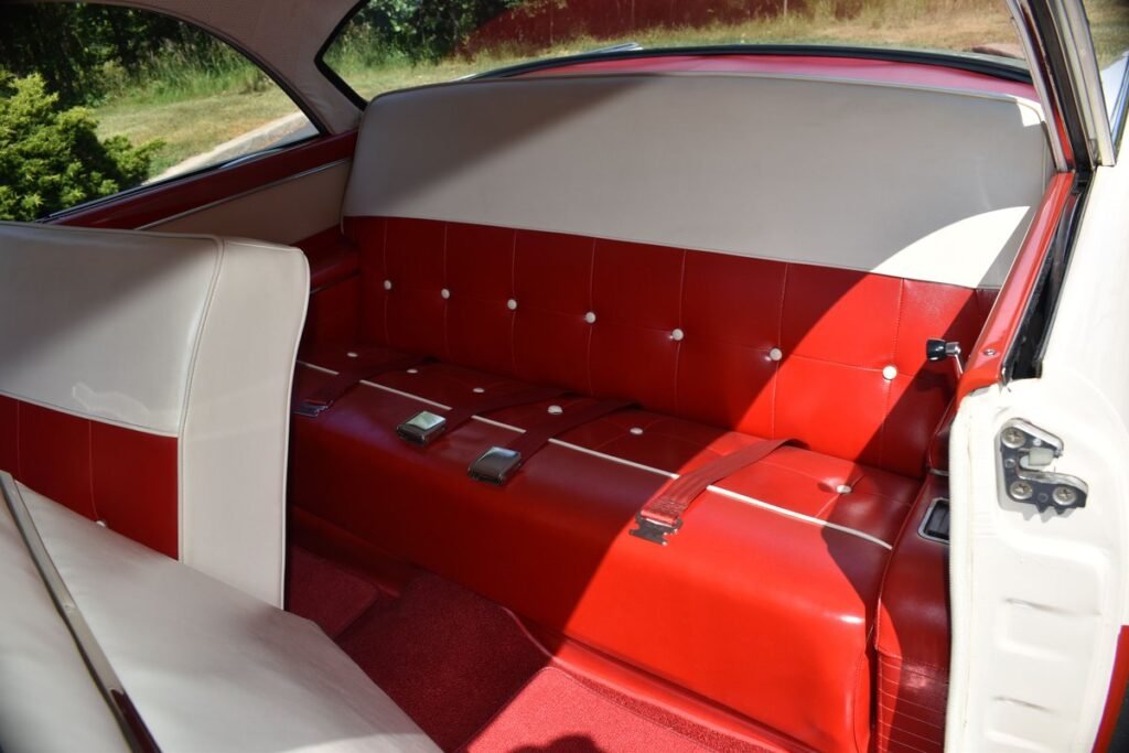 1955 FORD FAIRLANE Victoria