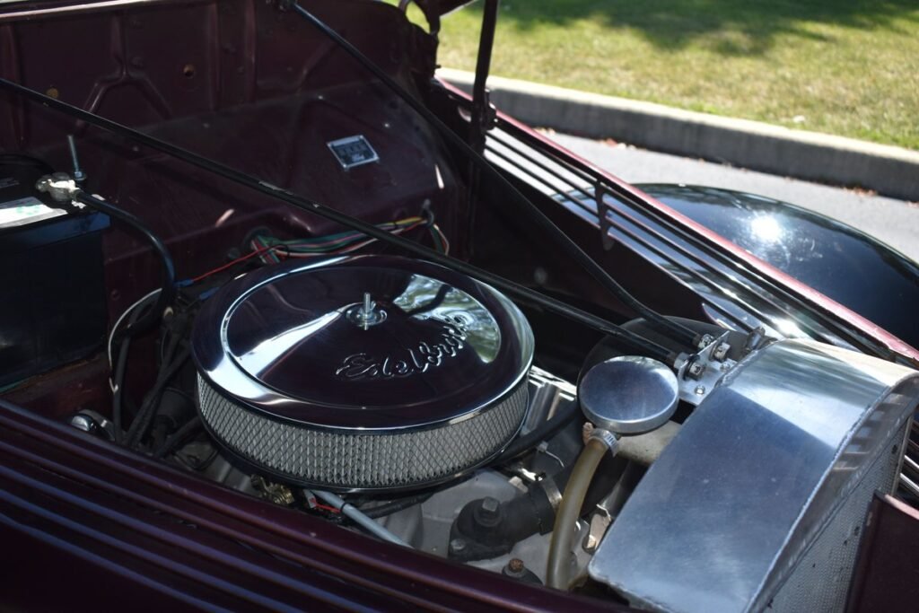 1938 FORD SEDAN